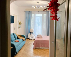 PinkFluid I Cozy Studio in the Heart of the City